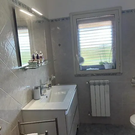 Apartament Nina Con Posto Auto